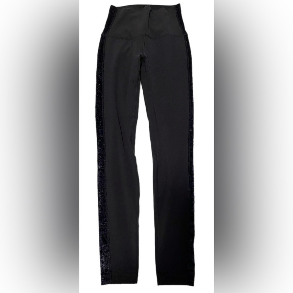 Lululemon Align Super High
Rise Leggings Crushed Velvet black 6 - Picture 7 of 10